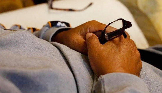 美麗島多焦鏡：王先生出門忘帶老花鏡，路邊攤買了副卻買了麻煩